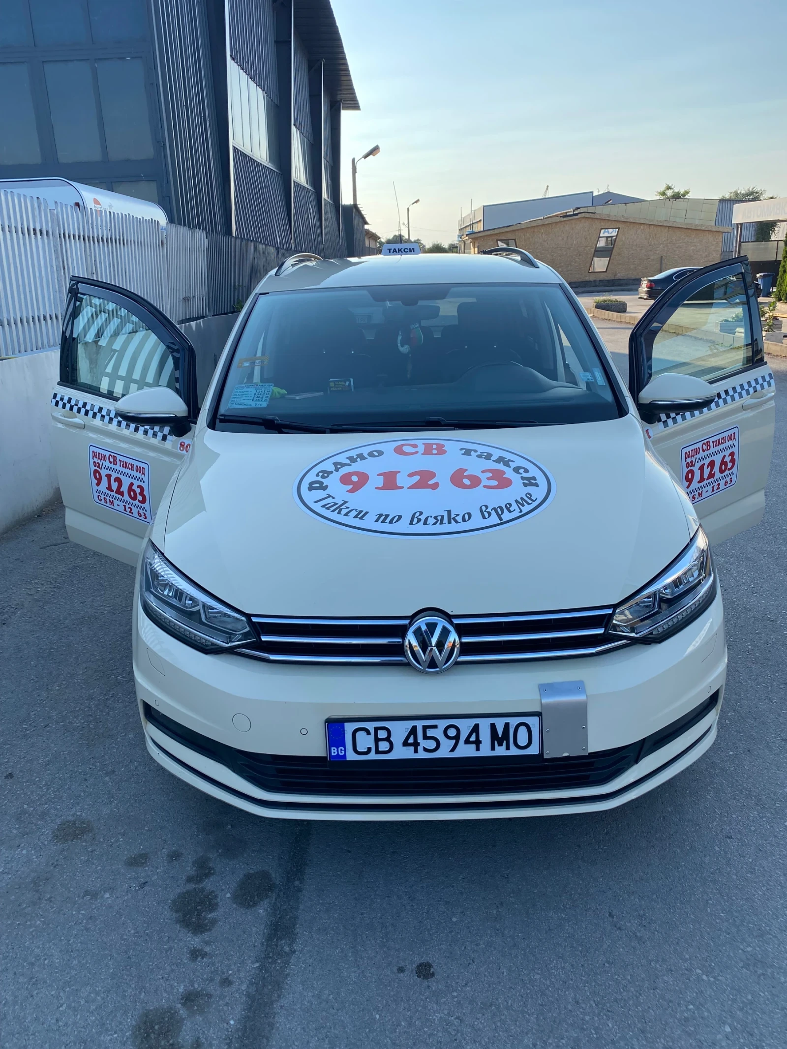 VW Touran 7 местна