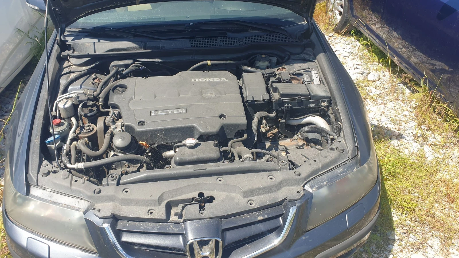 Honda Accord 2.2, снимка 7 - Автомобили и джипове - 54598860