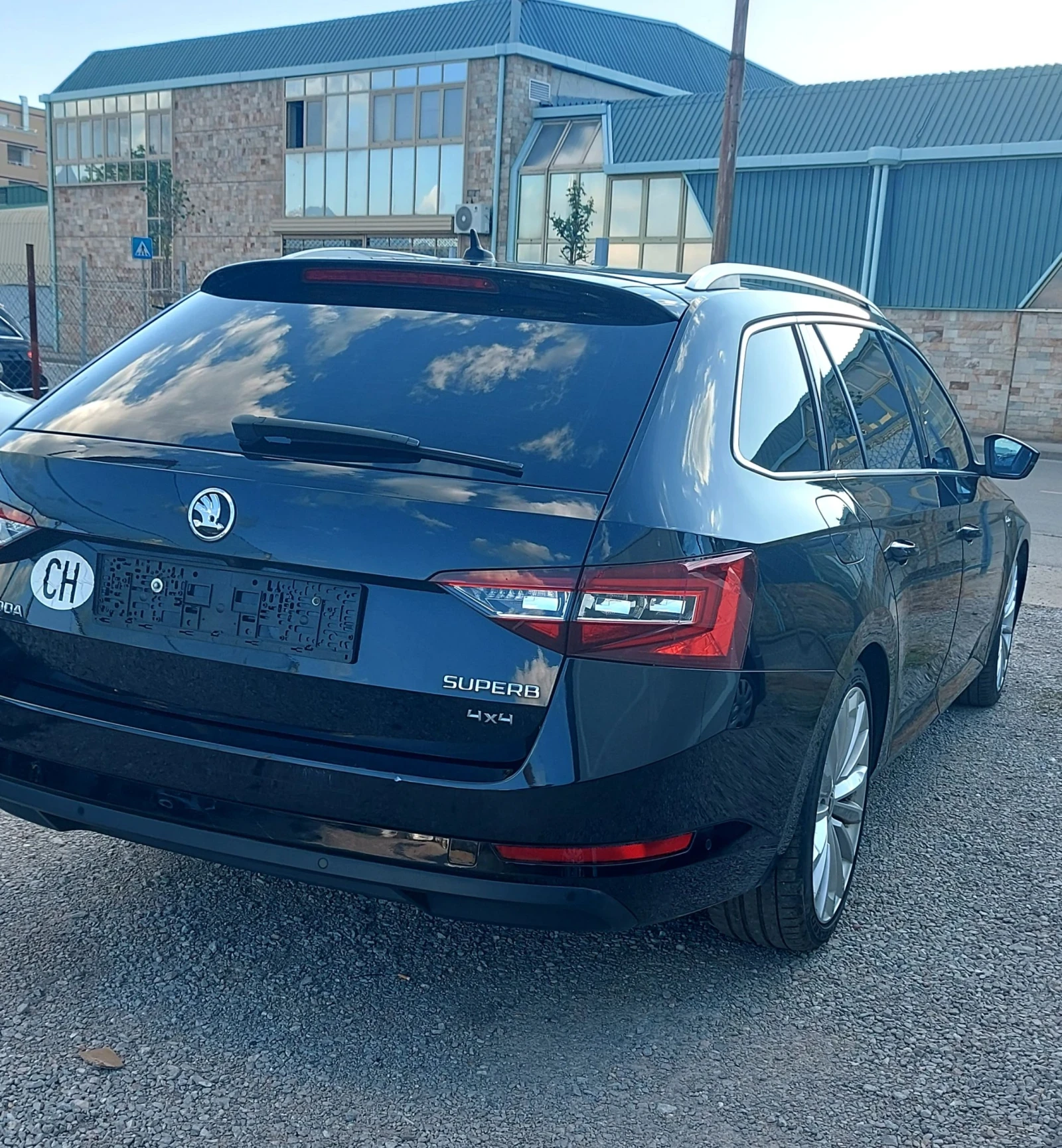 Skoda Superb L&K2.0/190kc/4x4/Автомат/Панорама/Нави/Камера. , снимка 5 - Автомобили и джипове - 54693159