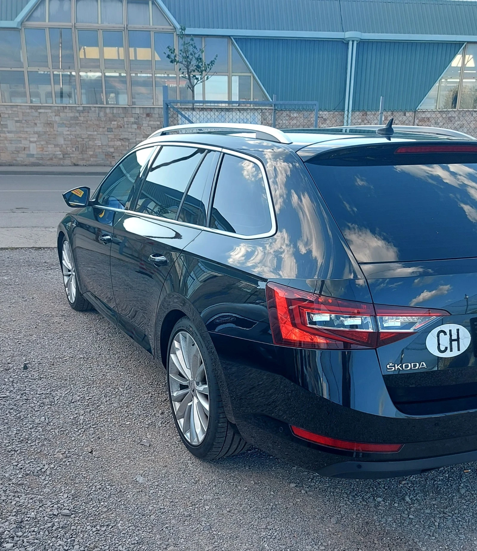 Skoda Superb L&K2.0/190kc/4x4/Автомат/Панорама/Нави/Камера. , снимка 6 - Автомобили и джипове - 54693159