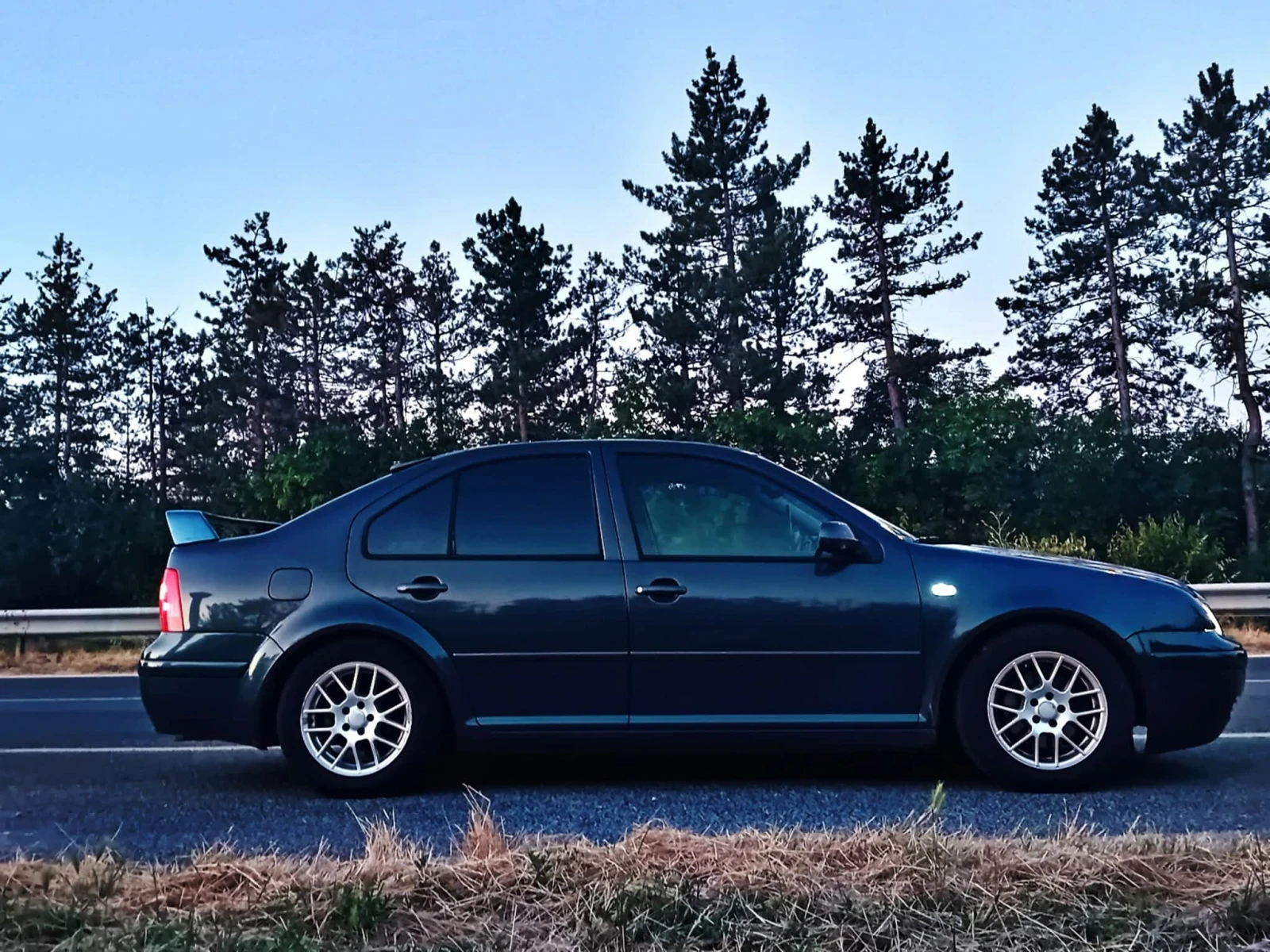 VW Bora, снимка 8 - Автомобили и джипове - 55397476