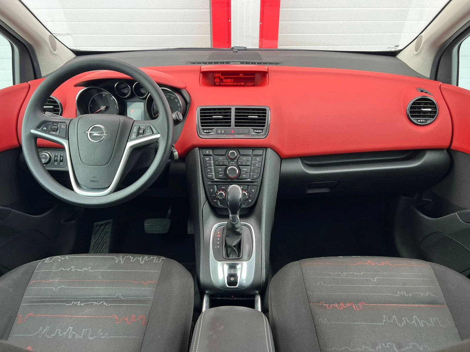 Opel Meriva 1.7DCTI AUTOMATIK KLIMATRONIK EVRO 5B ЛИЗИНГ!!!, снимка 14 - Автомобили и джипове - 56069930