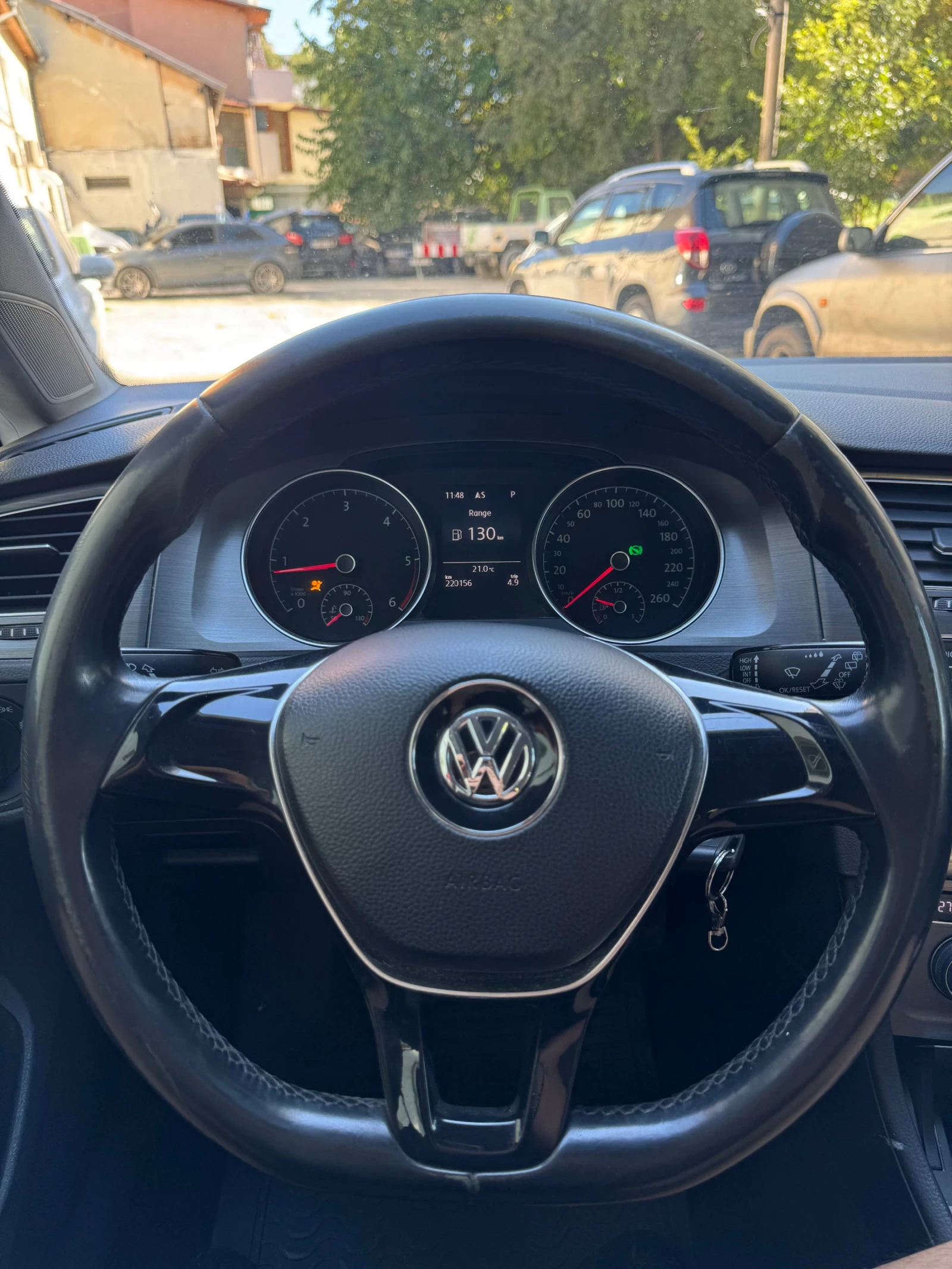 VW Golf 2000 TDI DSG, снимка 14 - Автомобили и джипове - 56345540