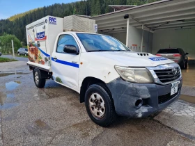 Toyota Hilux 2.5D4D  2WD 5бр., снимка 3