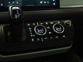 Land Rover Defender | Apple Carplay, Cooled Seats, Moonroof - 36223 € - 67849498 15