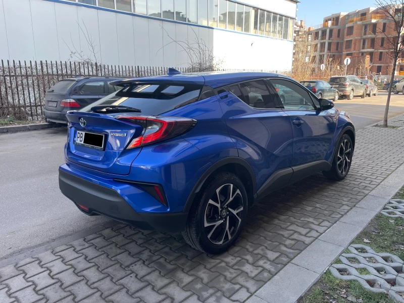 Toyota C-HR 1.8 Hybrid e-CVT Club - в ГАРАНЦИЯ, снимка 3 - Автомобили и джипове - 48849526