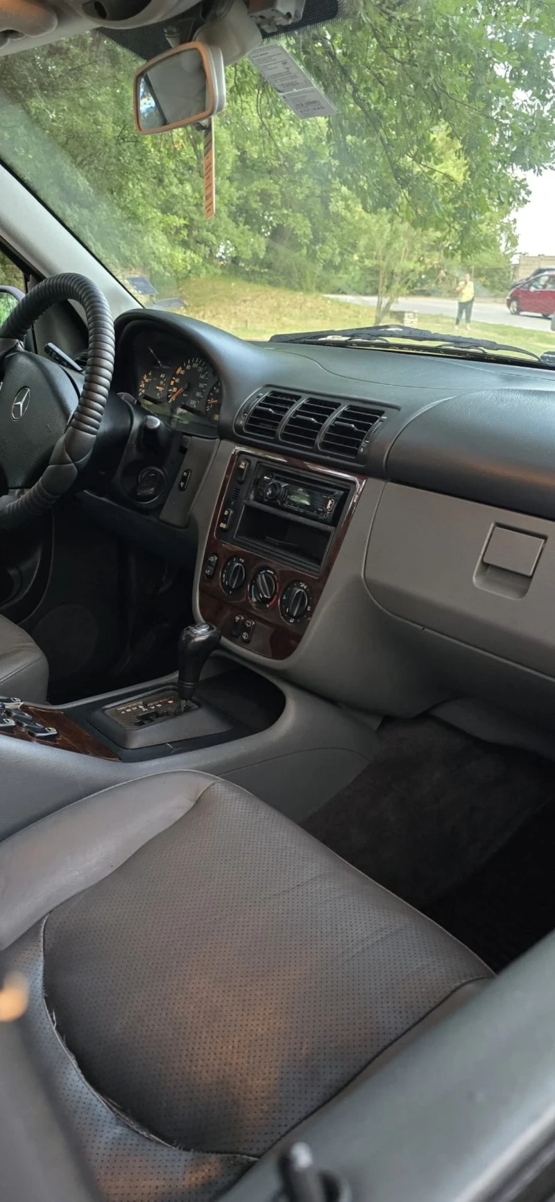 Mercedes-Benz ML 320, снимка 7 - Автомобили и джипове - 50659141