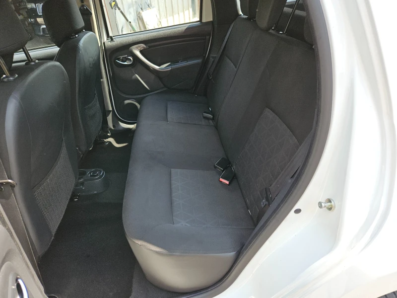 Dacia Duster 1.5DCI/BLACK FRIDAY/NAVI/БЛУТУТ/EURO 5B/ТОП, снимка 16 - Автомобили и джипове - 51297080