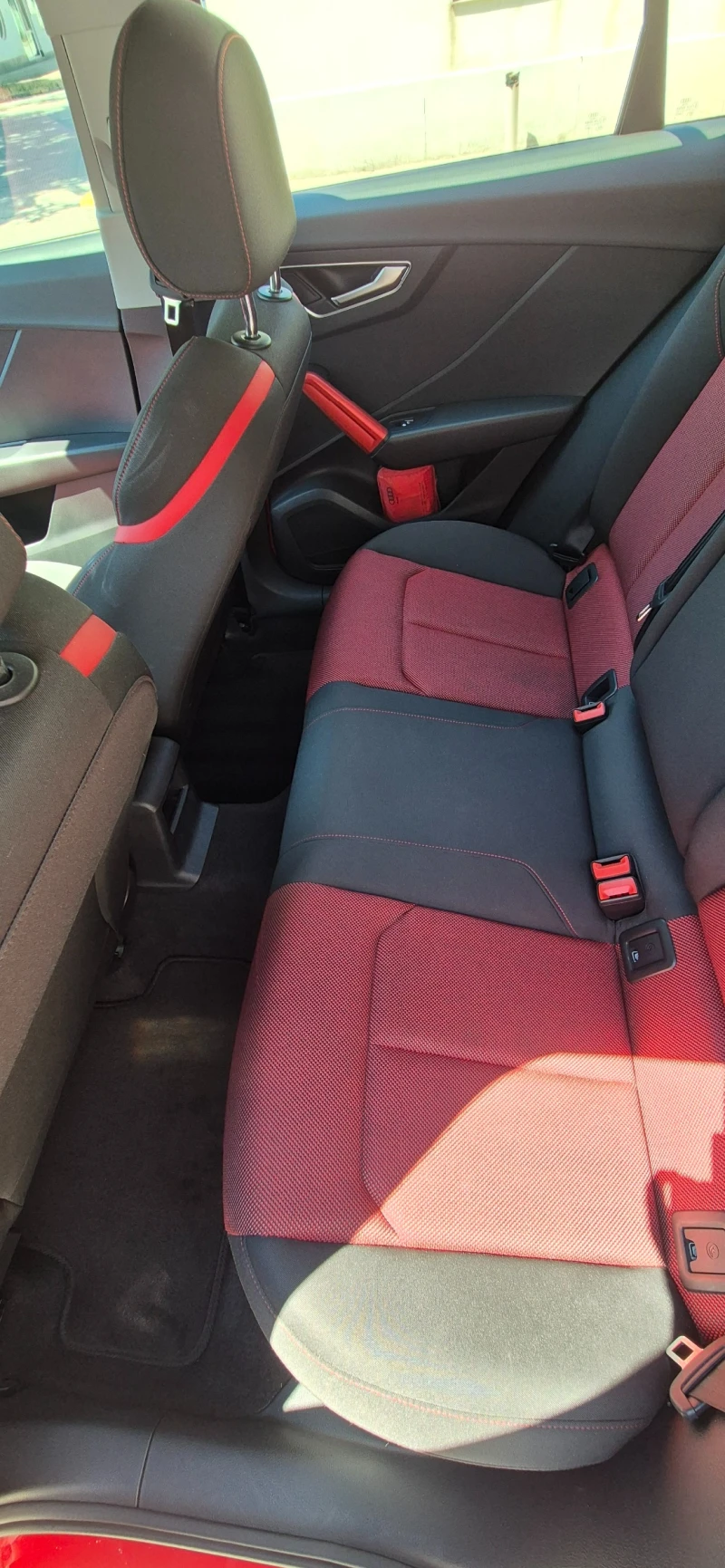 Audi Q2 S-Line, 1.4 TFSI, снимка 9 - Автомобили и джипове - 51770798