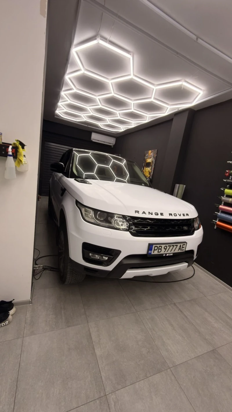 Land Rover Range Rover Sport 3.0HSE SDV6 - 313 к.с. Лизинг с лична карта, снимка 4 - Автомобили и джипове - 51789644