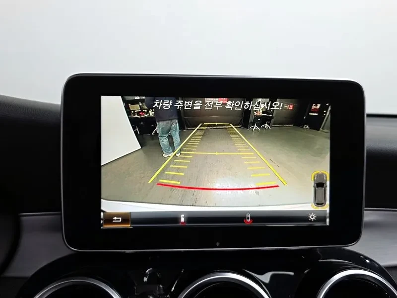 Mercedes-Benz GLC 220 D 4Matic Premium, снимка 15 - Автомобили и джипове - 53826390