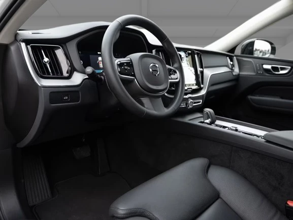 Volvo XC60 B5 AWD = Ultra Dark = Гаранция, снимка 6 - Автомобили и джипове - 55099690