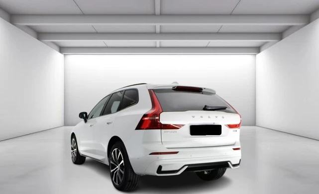 Volvo XC60 B5 AWD = Ultra Dark = Гаранция, снимка 2 - Автомобили и джипове - 55099690