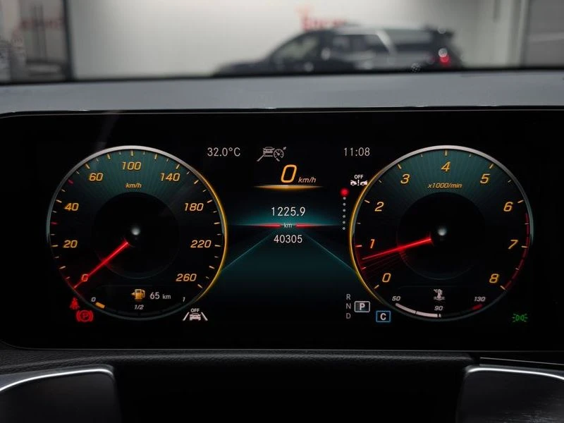Mercedes-Benz GLB GLB220| 190к.с.| ВКЛ.ТЕХНОТЕСТ, снимка 8 - Автомобили и джипове - 55701489