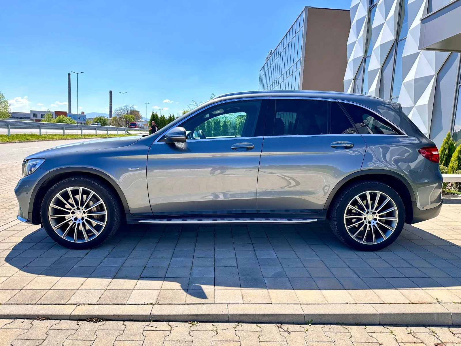 Mercedes-Benz GLC 220 AMG DESIGNO BURMESTER - изображение 2