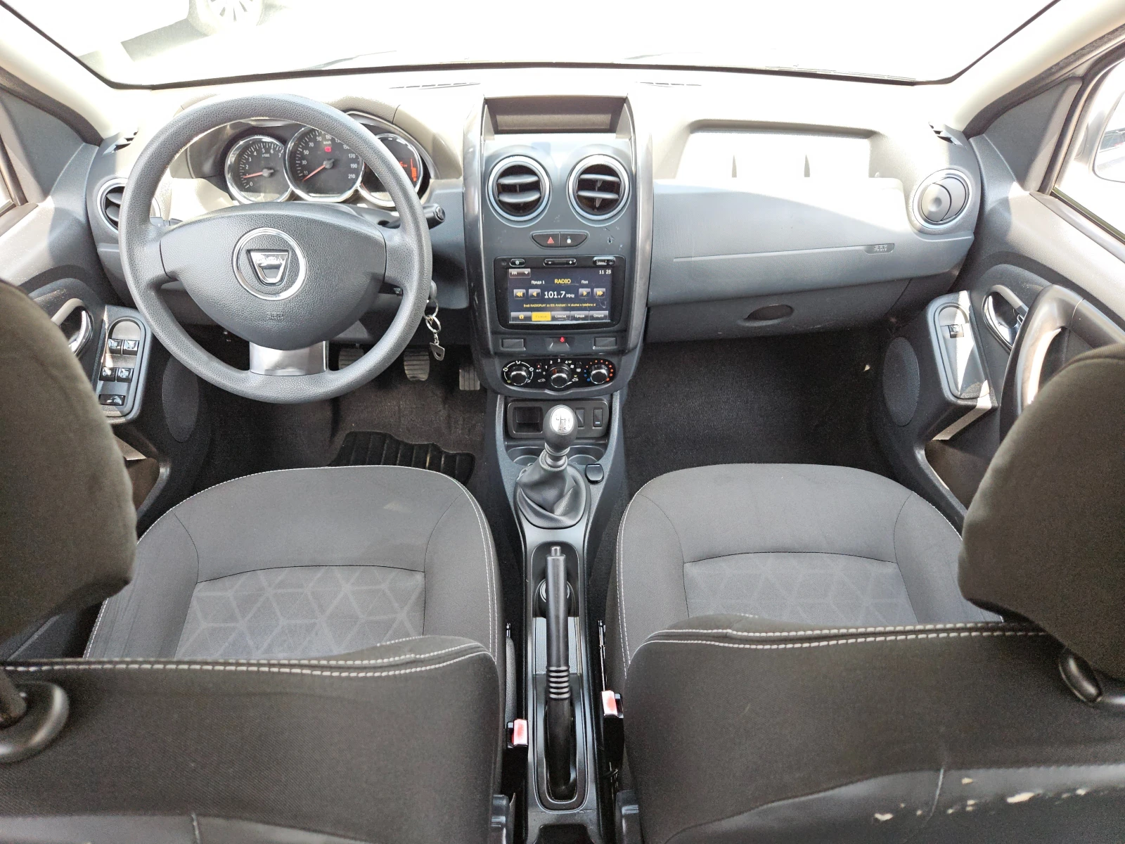 Dacia Duster 1.5DCI/109k.c/6ск/NAVI/БЛУТУТ/EURO 5B/ТОП - изображение 10