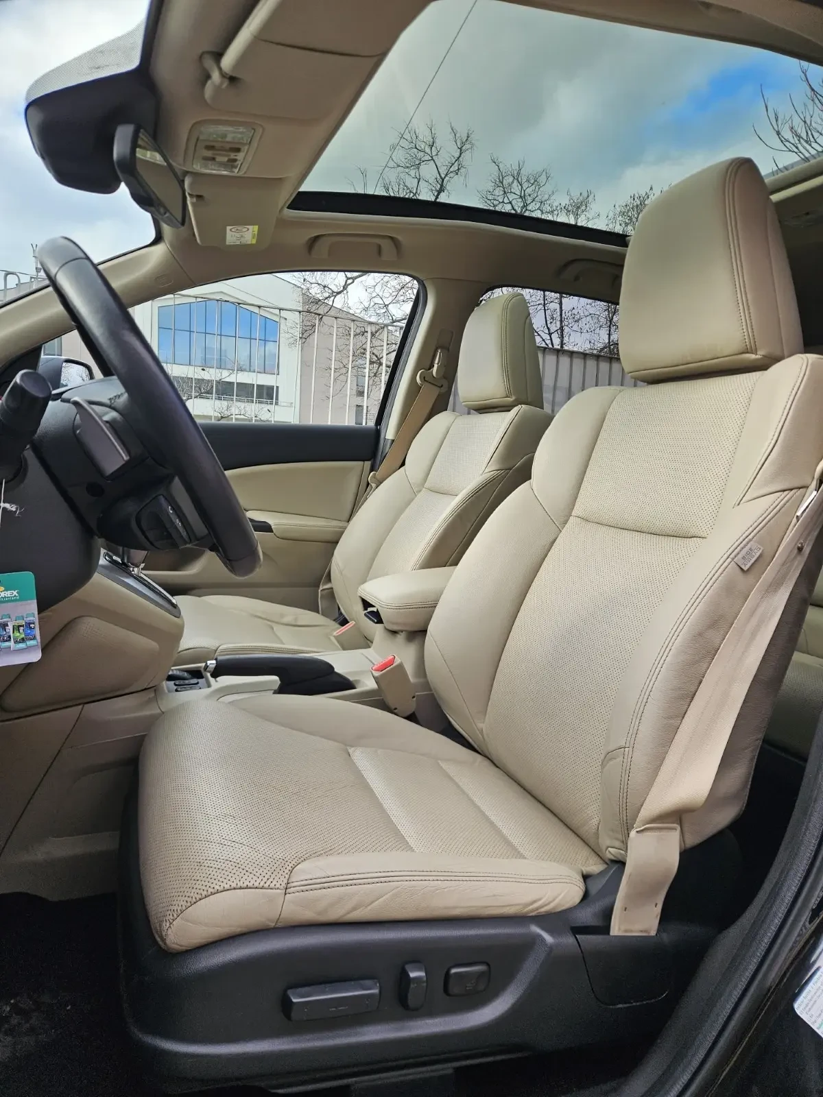 Honda Cr-v 2.0i-VTEC 4x4 Keyless Panorama - изображение 10