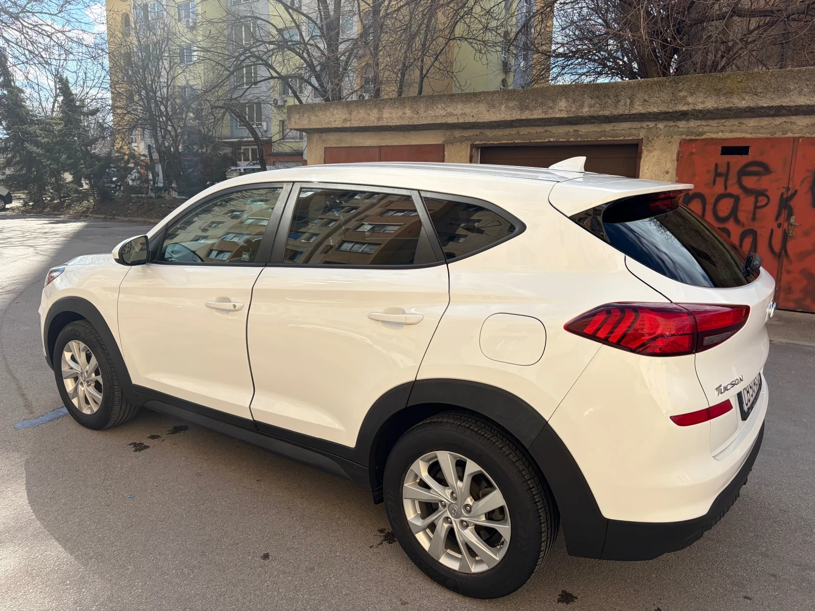 Hyundai Tucson 2.0 GDI AWD Автоматик, снимка 6 - Автомобили и джипове - 53923292
