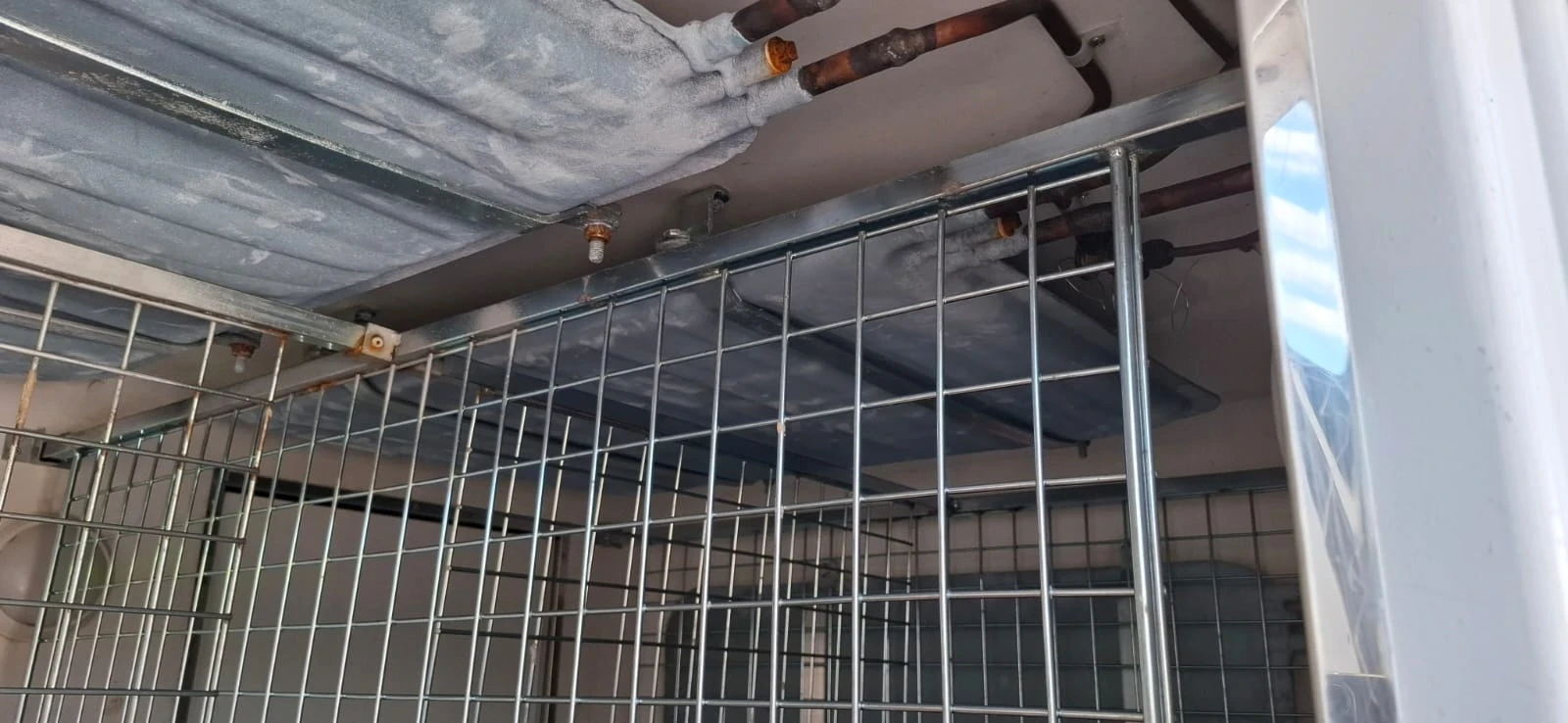 Toyota Hilux 2.5D4D  2WD, снимка 13 - Автомобили и джипове - 54057319