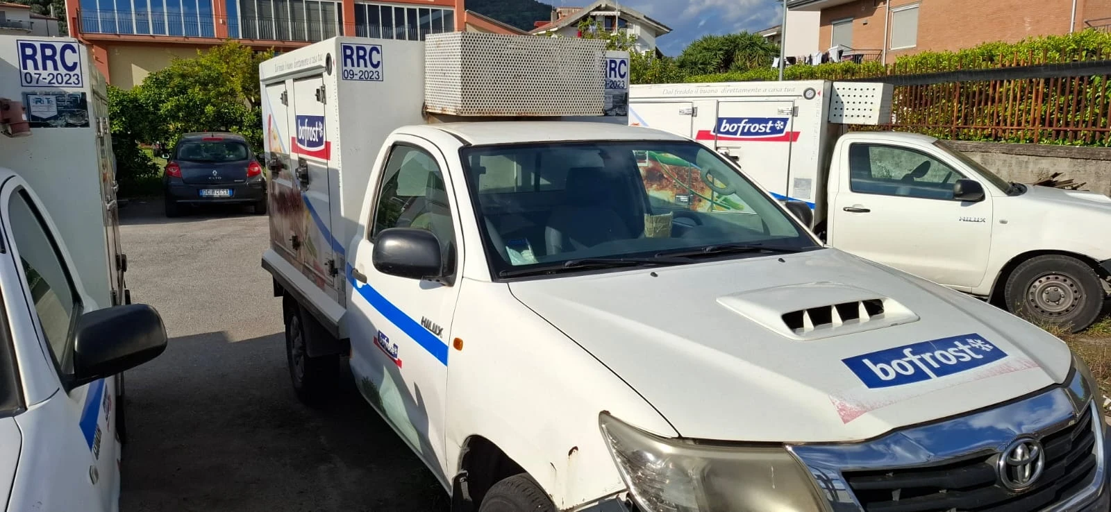 Toyota Hilux 2.5D4D  2WD, снимка 3 - Автомобили и джипове - 54057319