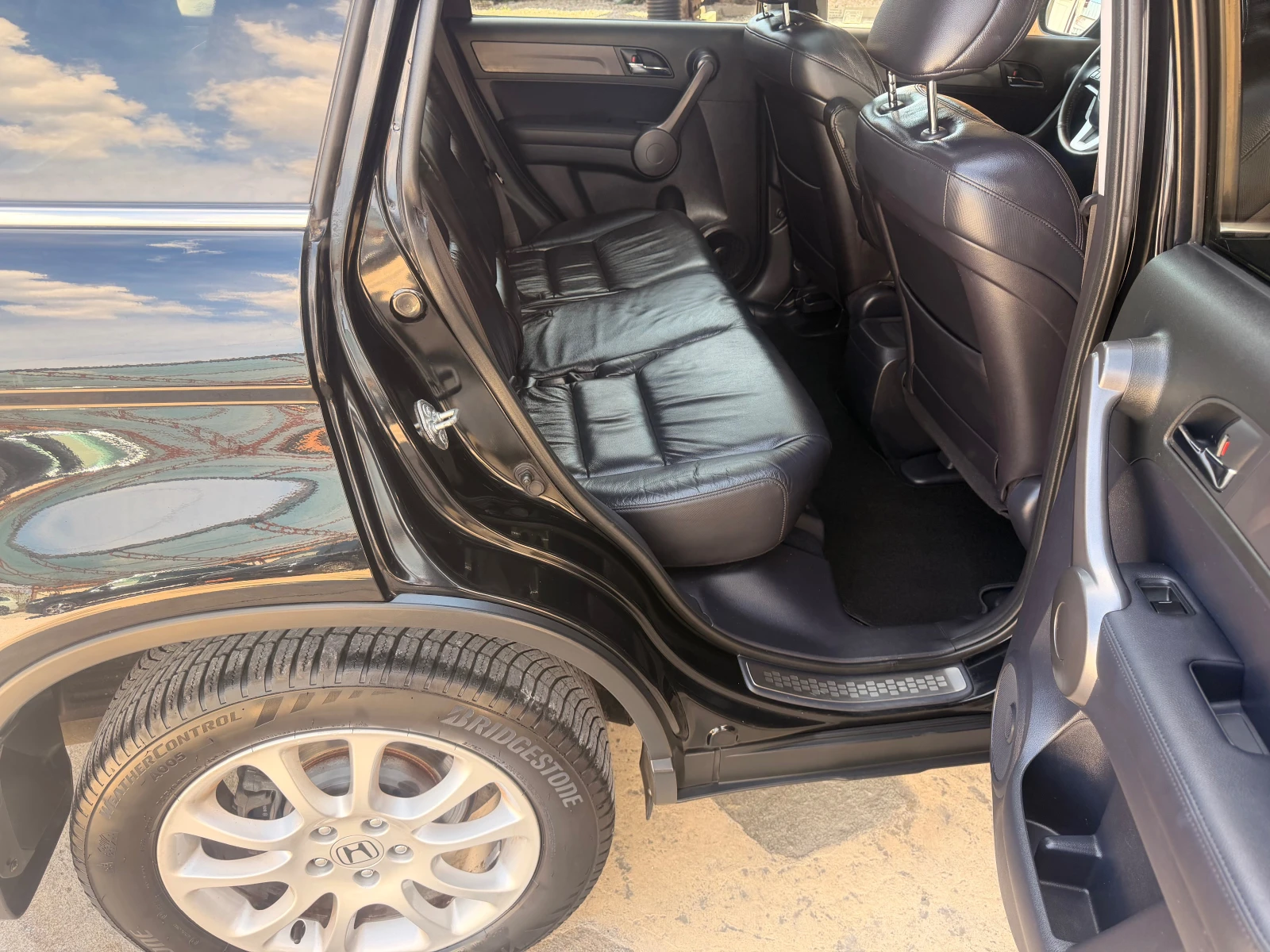 Honda Cr-v 2.2D* NAVI* KAMERA* PANORAMA, снимка 12 - Автомобили и джипове - 54123134