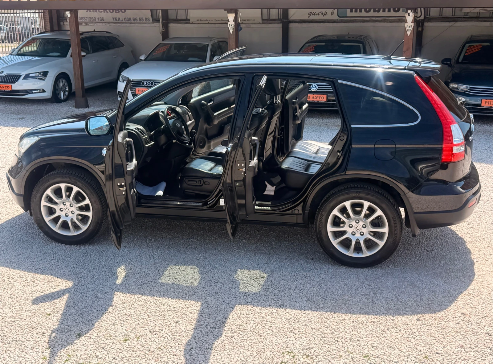 Honda Cr-v 2.2D* NAVI* KAMERA* PANORAMA, снимка 10 - Автомобили и джипове - 54123134