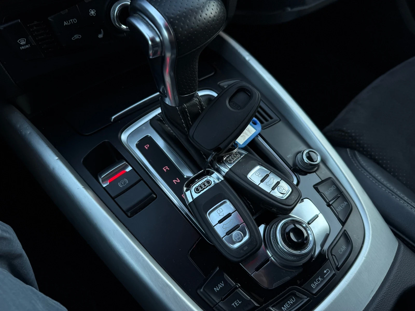 Audi Q5 S Line + + 3.0 TDI Quattro, снимка 17 - Автомобили и джипове - 54459781
