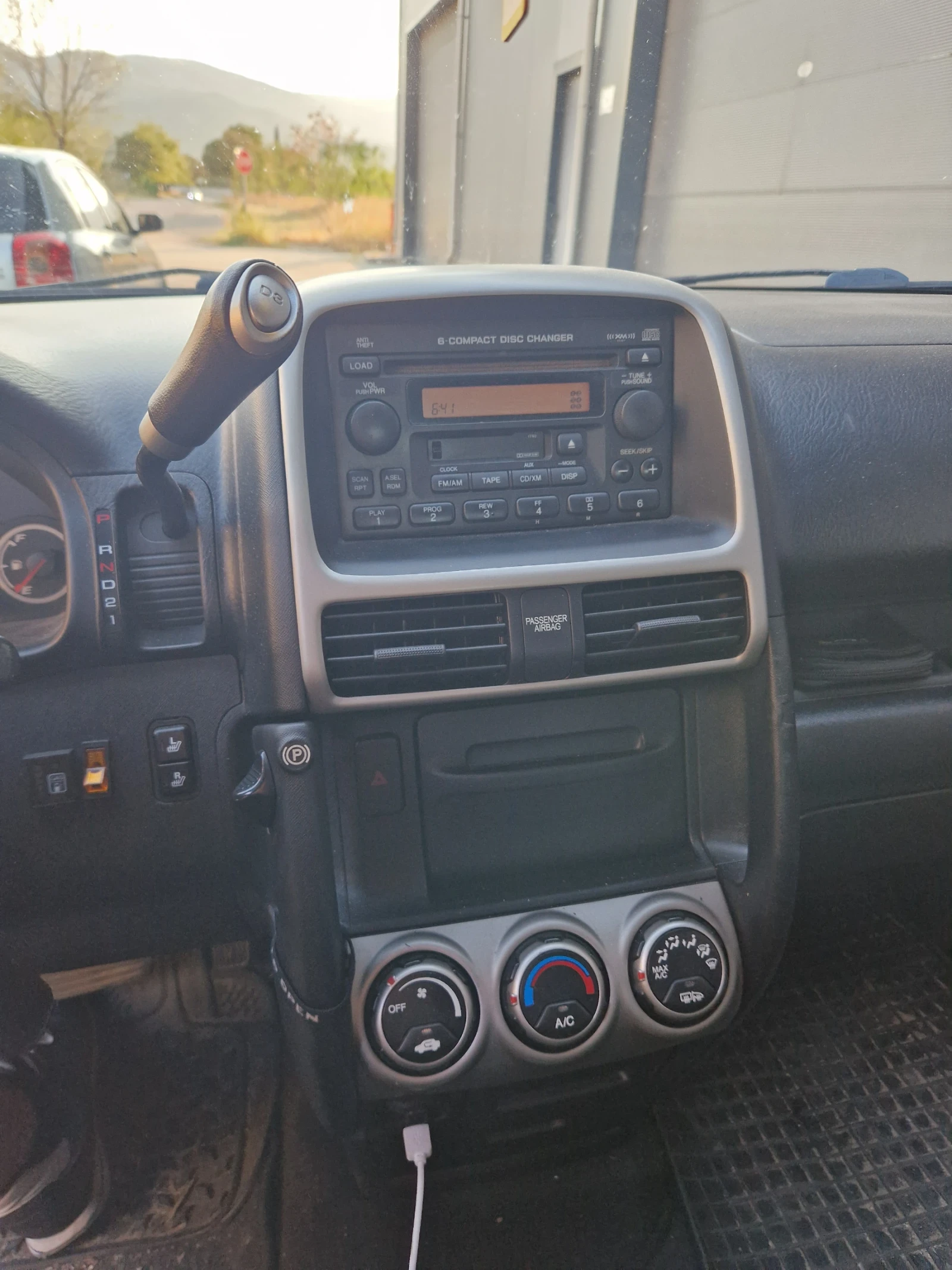 Honda Cr-v, снимка 4 - Автомобили и джипове - 54645214
