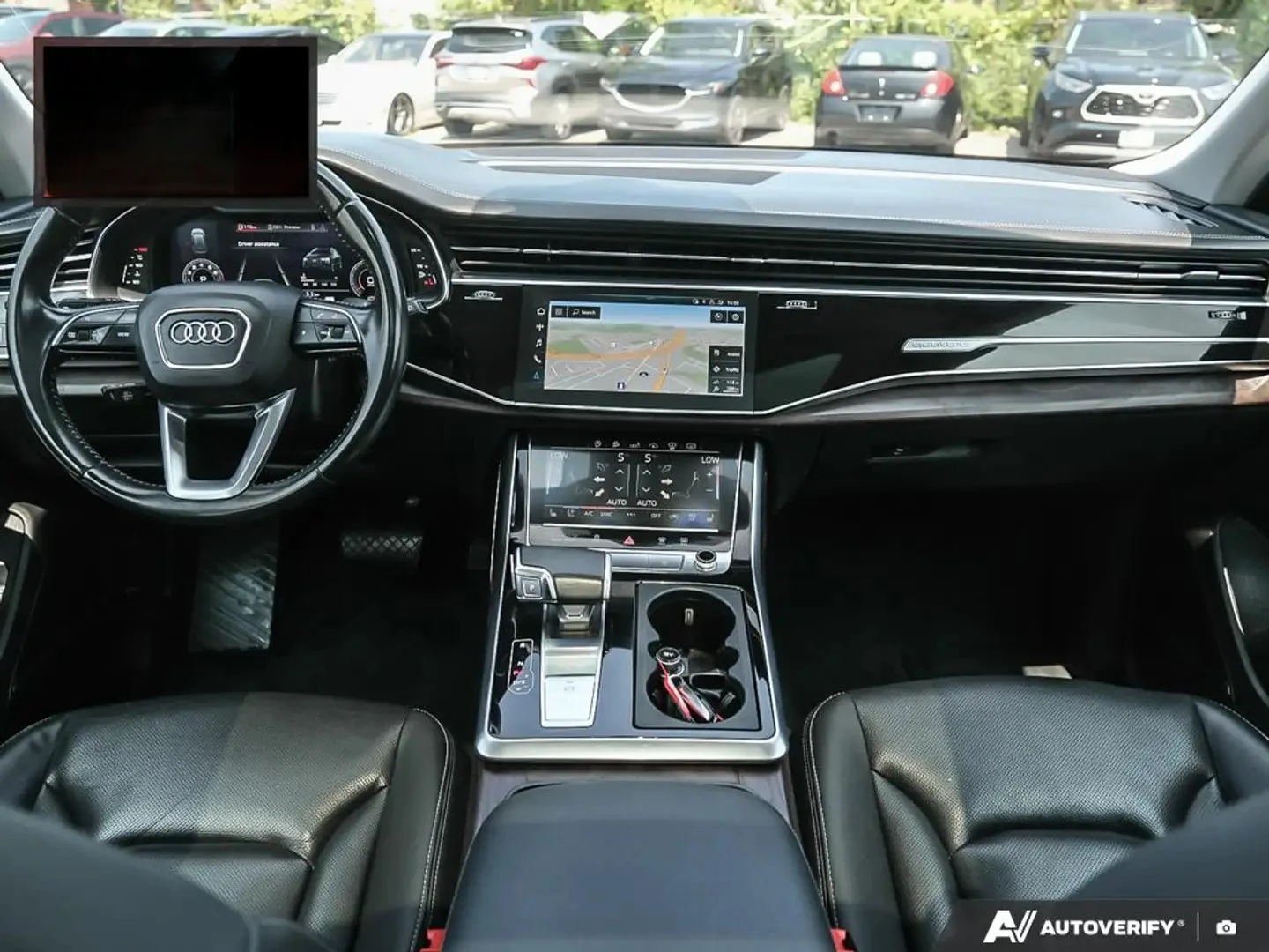 Audi Q8 * TECHNIK* Фиксирана цена до БГ * Без инциденти * , снимка 7 - Автомобили и джипове - 55487123