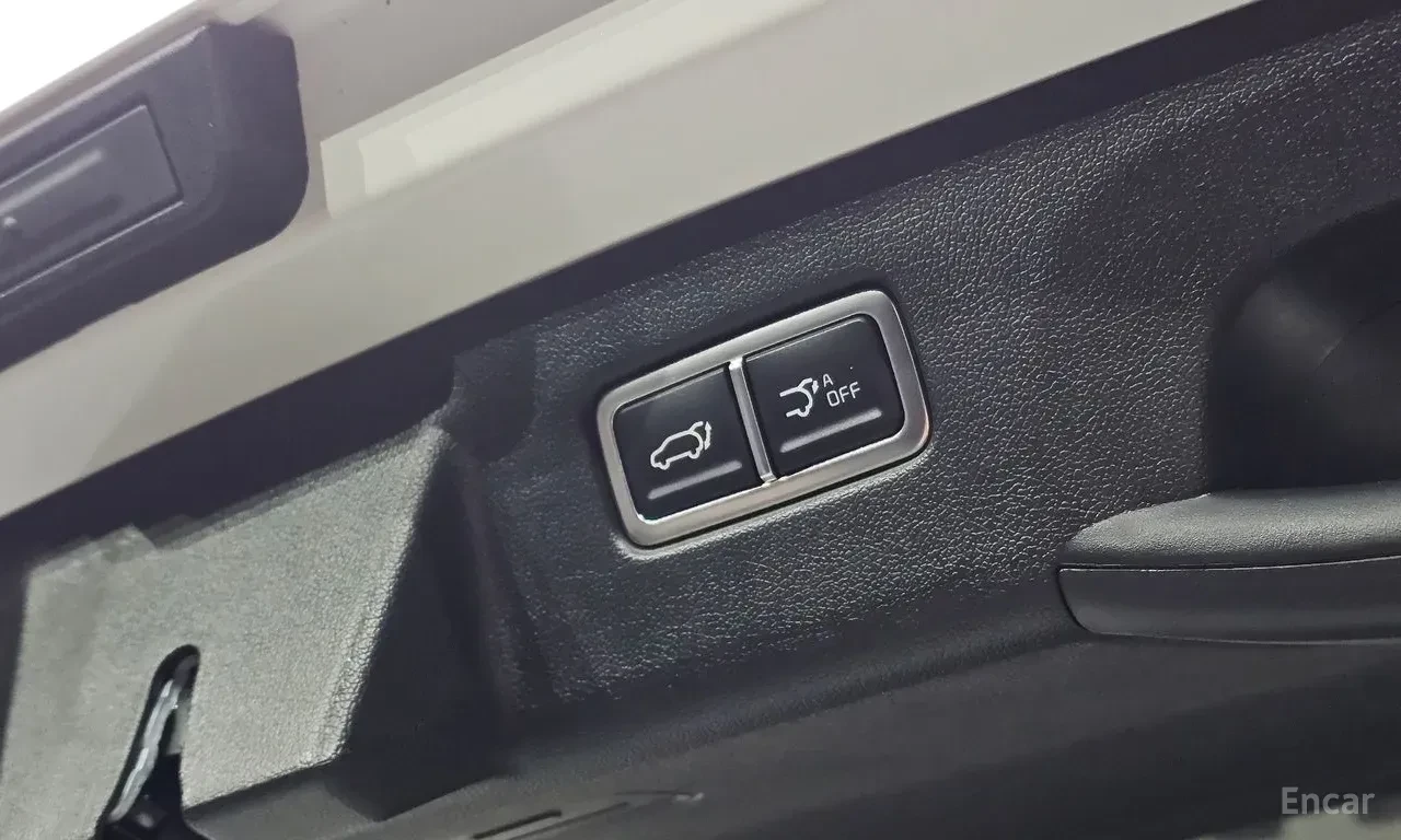 Kia Sorento 2.5T* PRESTIGE* ОБДУХВАНЕ* ДИСТРОНИК* LANE* ASSIST, снимка 15 - Автомобили и джипове - 56235452