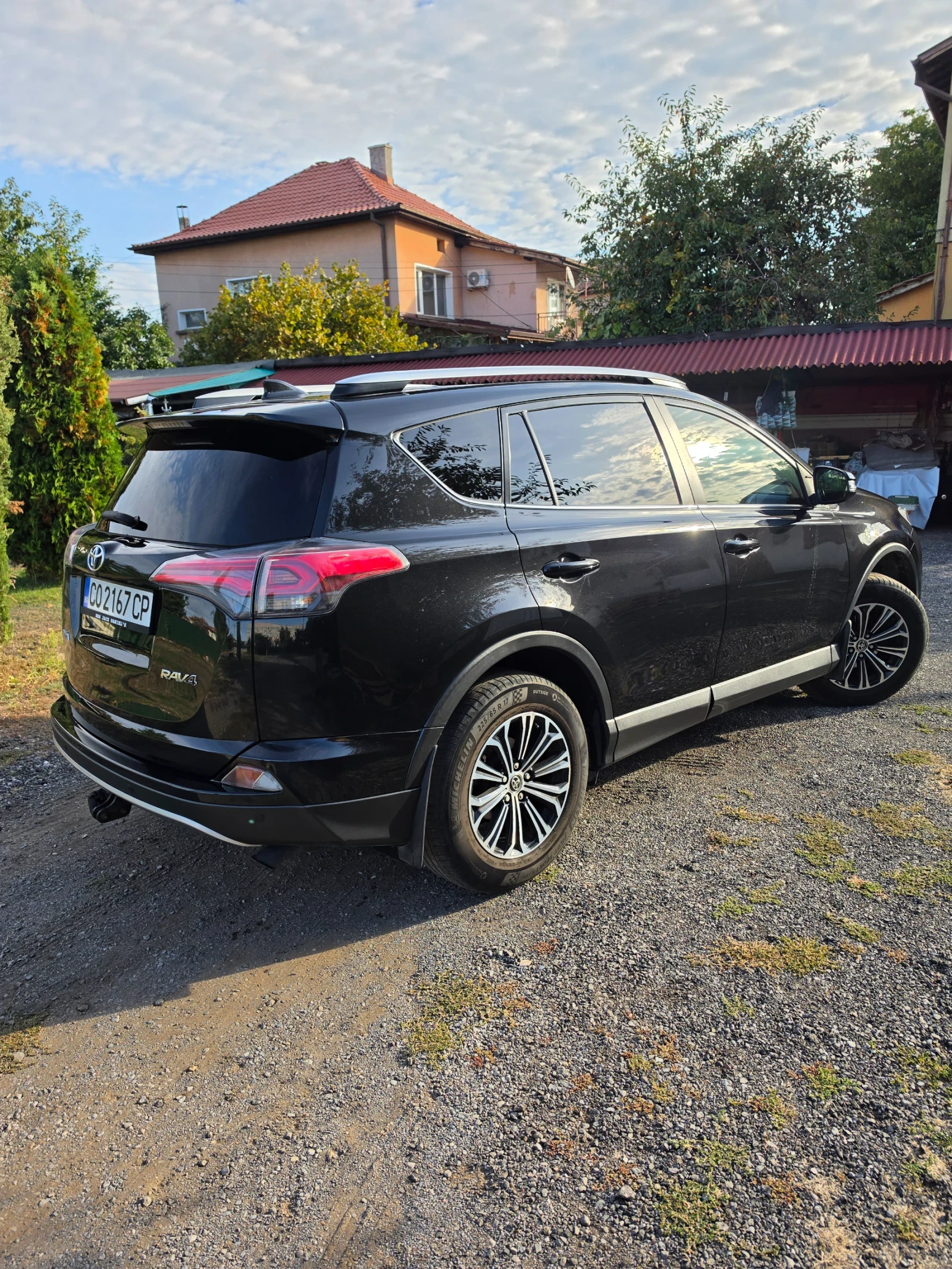 Toyota Rav4, снимка 5 - Автомобили и джипове - 56437610