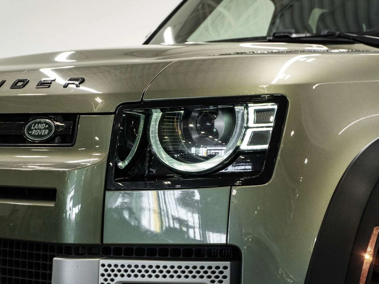 Land Rover Defender | Apple Carplay, Cooled Seats, Moonroof | Mobile.bg � ����������� 11