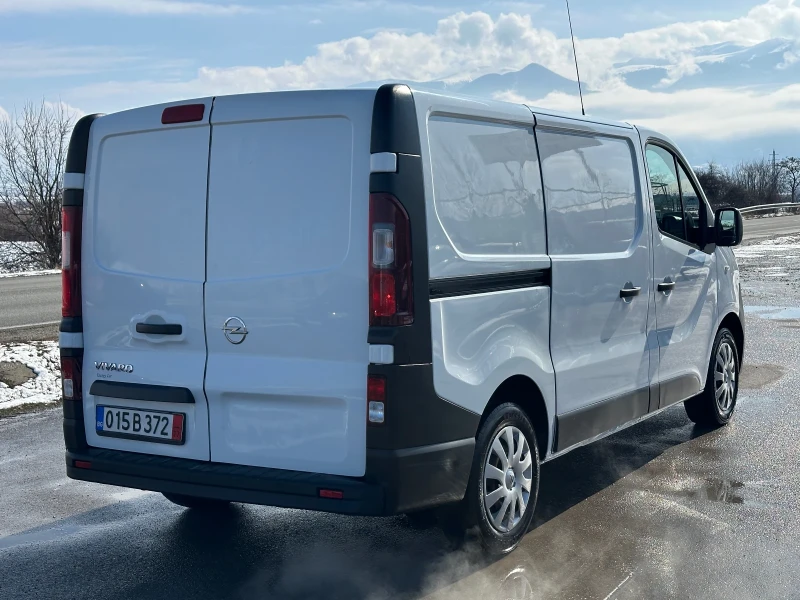 Opel Vivaro Italia, снимка 5 - Бусове и автобуси - 48354814