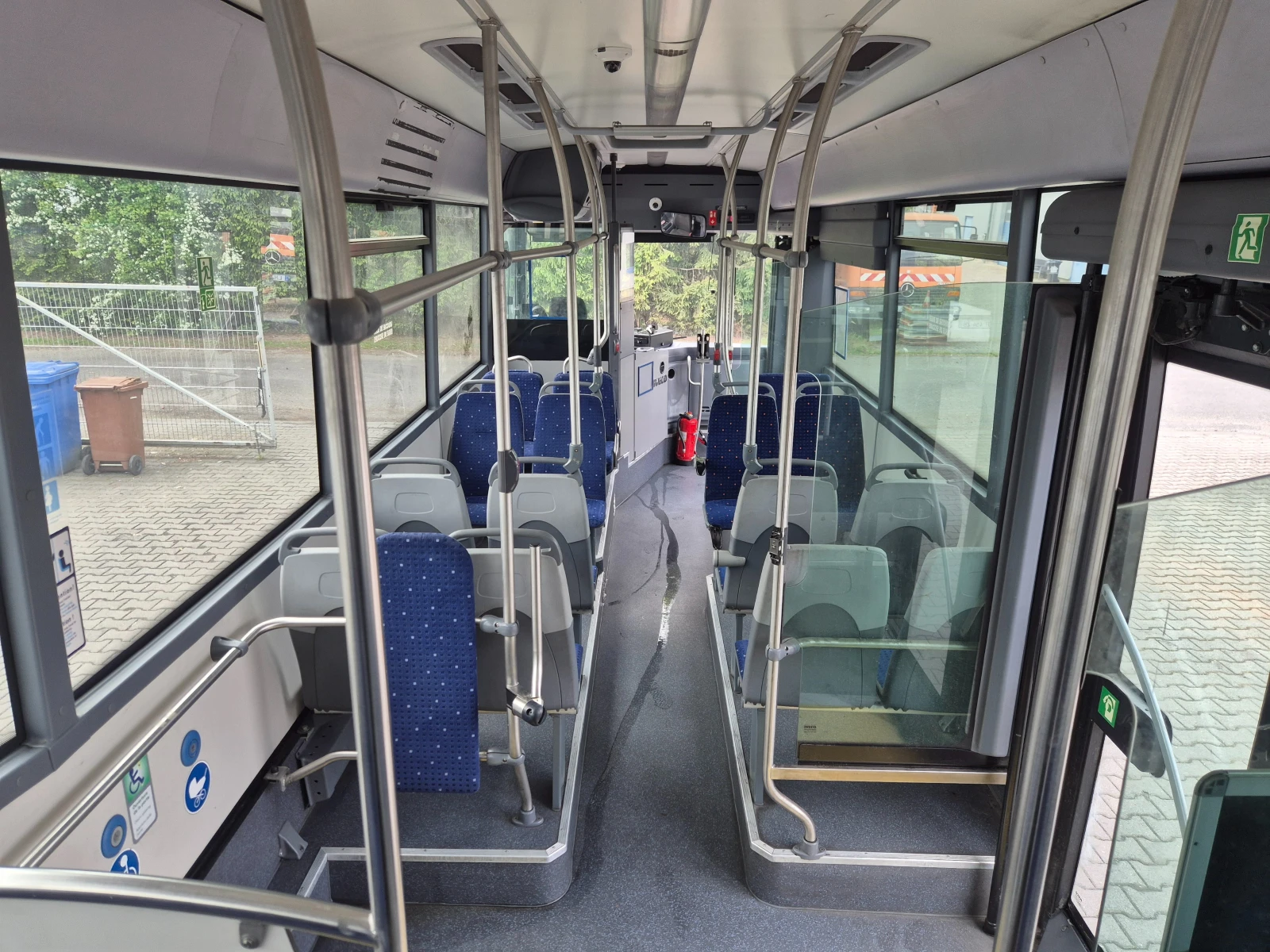 Iveco Classic Crossway LE , снимка 11 - Бусове и автобуси - 56609299