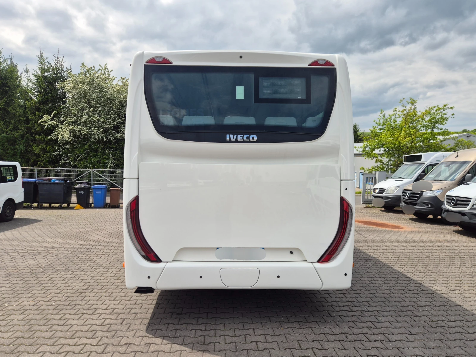 Iveco Classic Crossway LE , снимка 5 - Бусове и автобуси - 56609299