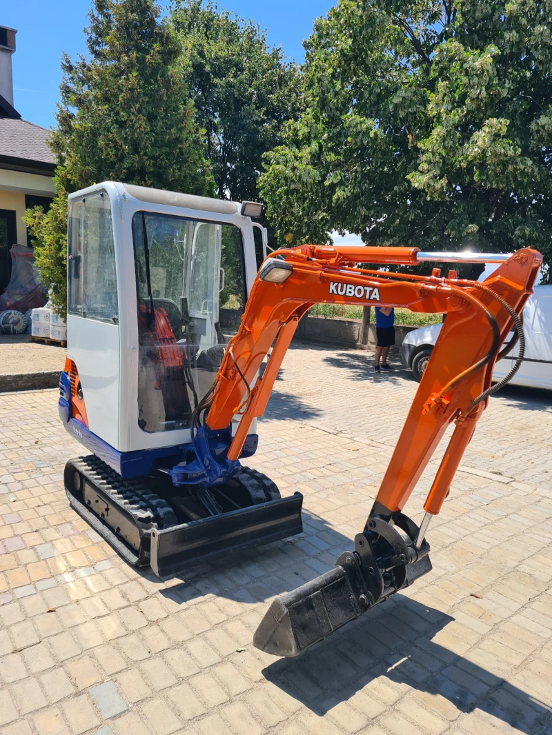 Багер Kubota 1.6 тон, снимка 3 - Индустриална техника - 46856558