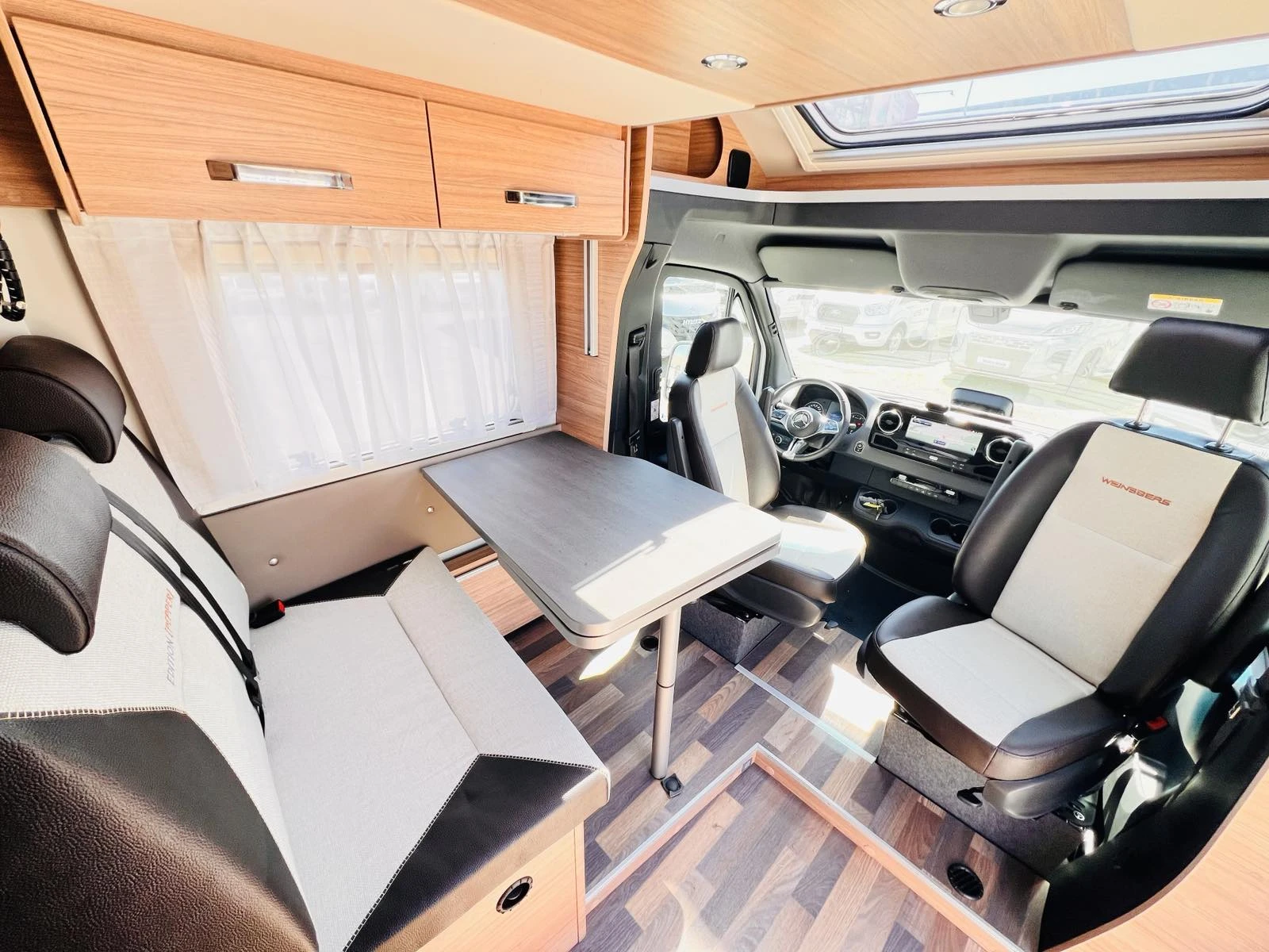 Кемпер Weinsberg Wave 640 Edition Солар Клима  , снимка 8 - Каравани и кемпери - 54260213