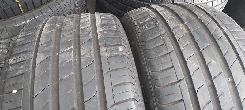 Гуми Летни 255/35R19, снимка 1 - Гуми и джанти - 32903509