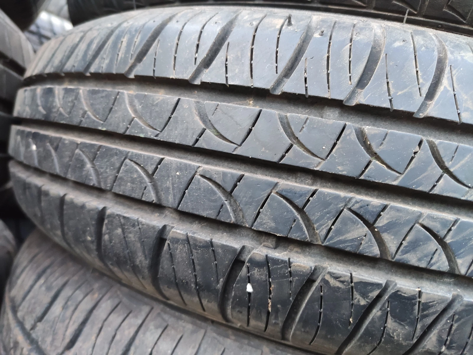 Гуми Летни 165/70R14, снимка 3 - Гуми и джанти - 53980557