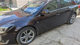 Opel Insignia, снимка 1 - Автомобили и джипове - 45933450