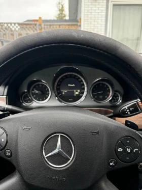 Mercedes-Benz E 350 CARFAX* АВТОФИНАНСИРАНЕ* БЕЗ ПЪРВОНАЧАЛНА ВНОСКА*  - 15700 лв. / 8027.28 € - 89721160 4