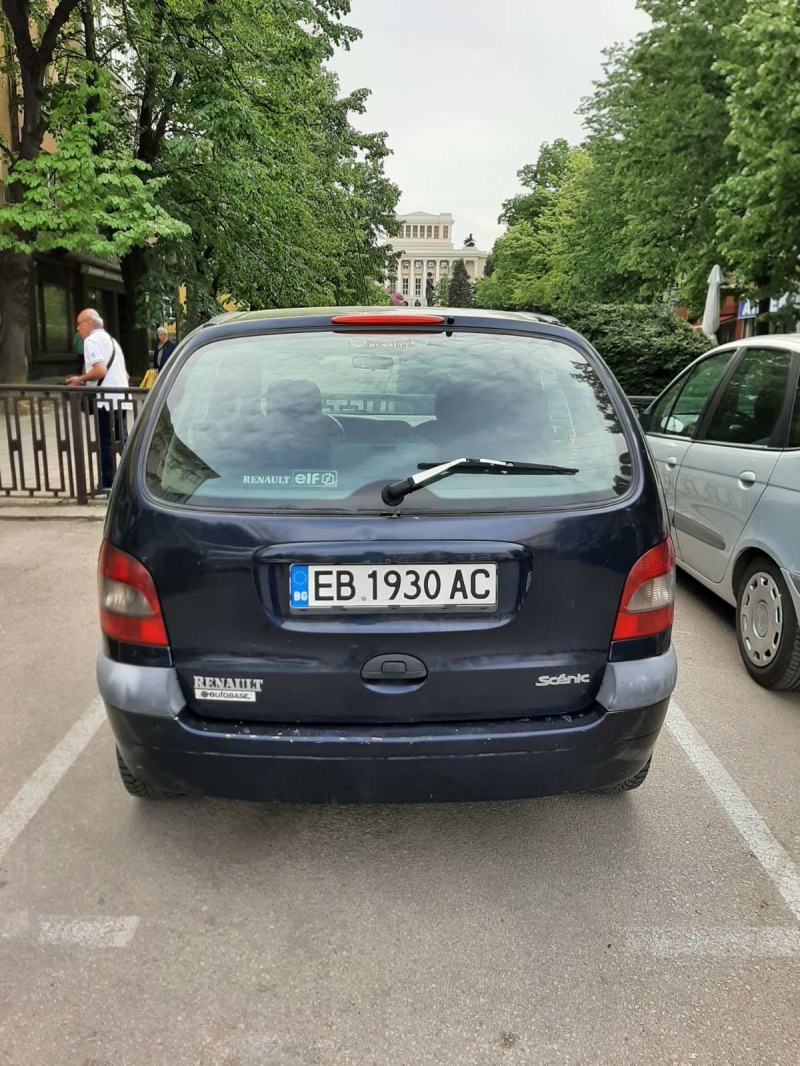 Renault Scenic 1.9, снимка 2 - Автомобили и джипове - 45318228