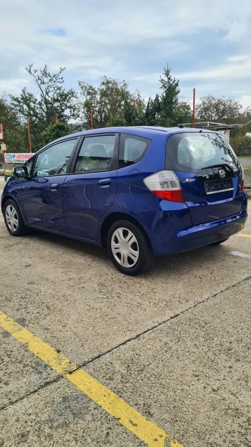 Honda Jazz 1.4i 99к.с , снимка 4 - Автомобили и джипове - 47556540