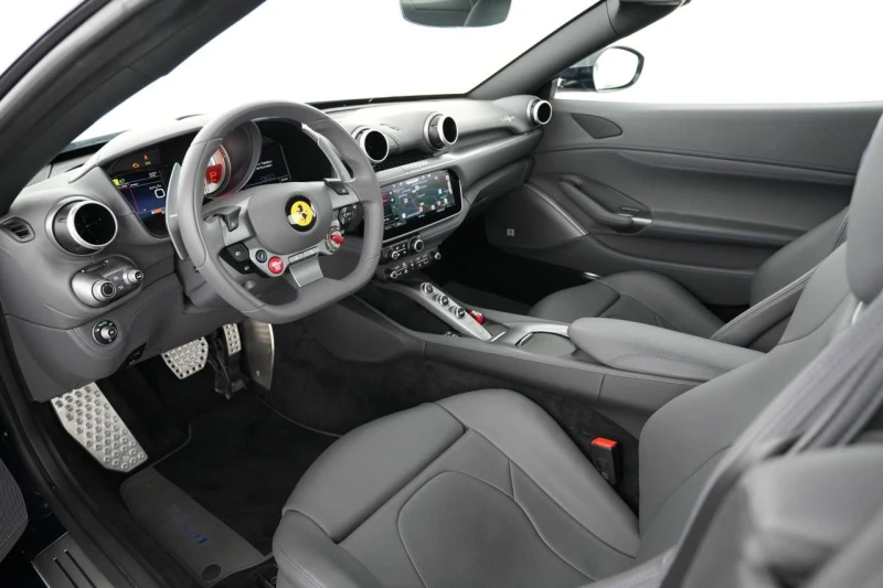 Ferrari Portofino M = Carbon= Гаранция, снимка 5 - Автомобили и джипове - 47630060