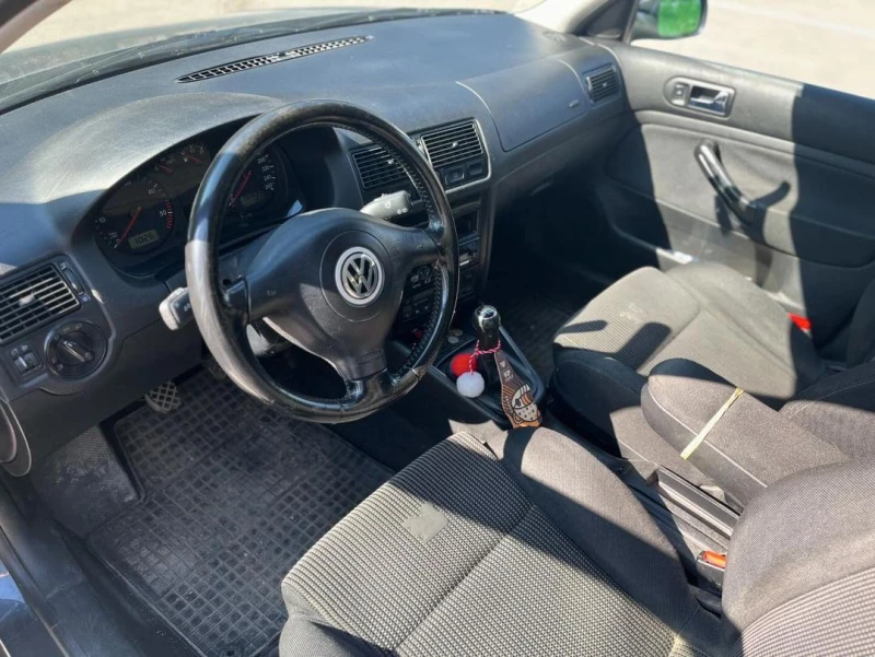 VW Golf, снимка 5 - Автомобили и джипове - 49514320