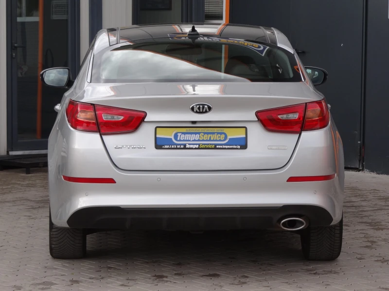 Kia Optima 1.7crdi /Navi/Koja/Panorama/Camera/Xenon/Keyless/, снимка 4 - Автомобили и джипове - 50375134