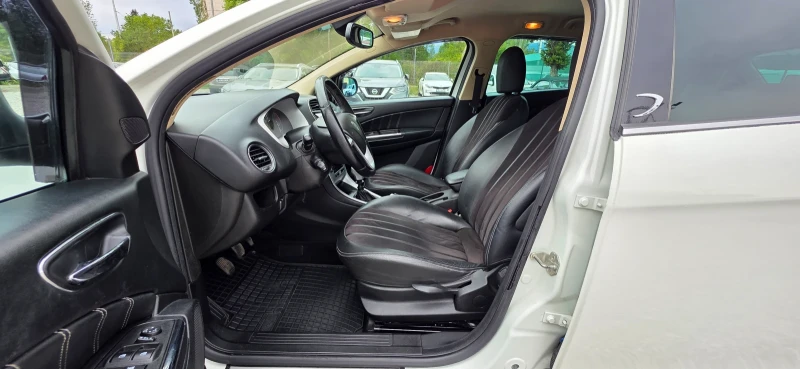 Lancia Delta 1.4i 120k.c , снимка 7 - Автомобили и джипове - 51631237