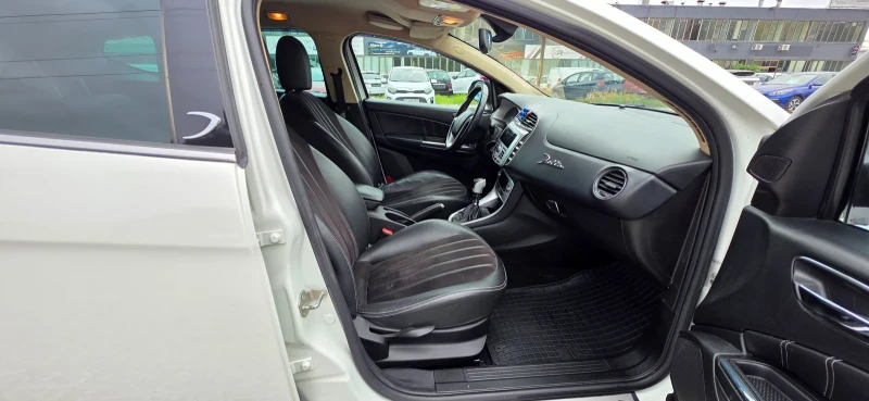 Lancia Delta 1.4i 120k.c , снимка 13 - Автомобили и джипове - 51631237