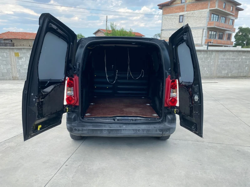 Citroen Berlingo 1.6 eHdi, снимка 4 - Автомобили и джипове - 52254582