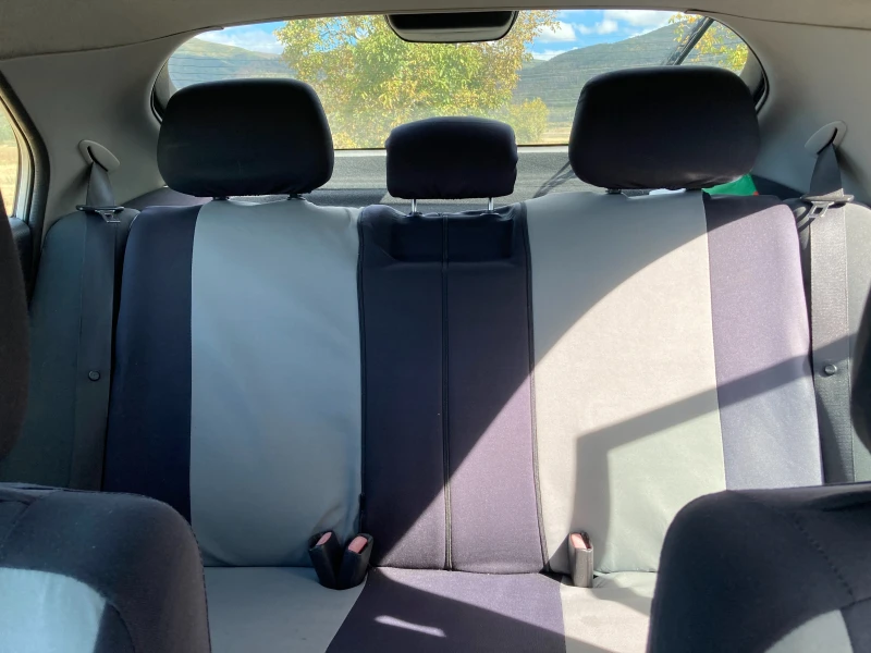 Mitsubishi Carisma, снимка 9 - Автомобили и джипове - 51857024